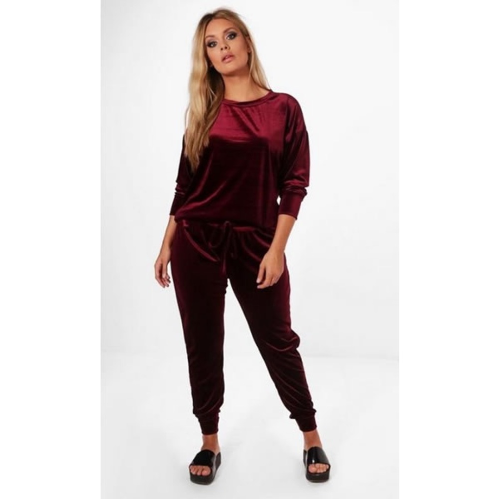 Boohoo Plus Red Velvet Top & Sweat Pants Set Sz 18